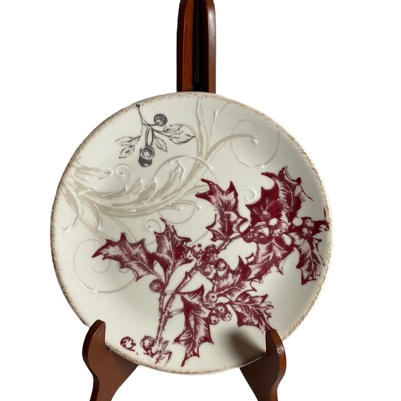 3 William Sonoma Winter Toile 2011 Salad Plates Holly Pomegranate & Poinsettia - Picture 4 of 9